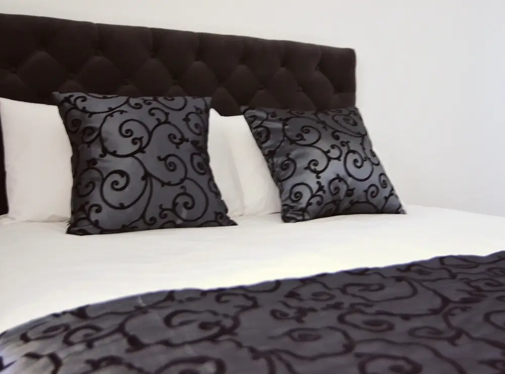 Bed with elegant linens